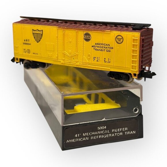 American Refrigerator Transit Co ART26904 N Scale 41 Ft Mechanical Reefer 5004 - Picture 1 of 16